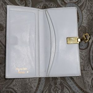 Oscar de la Renta Wallet